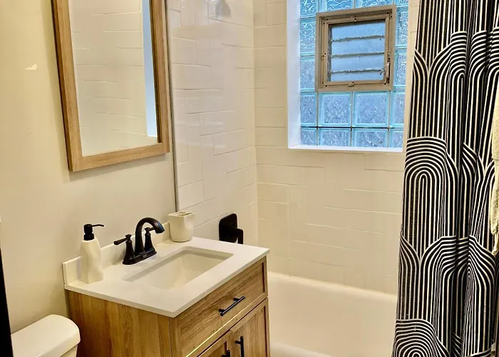 Modern 1br Near Midway - Cta Train - Golf Nearby Apartamento