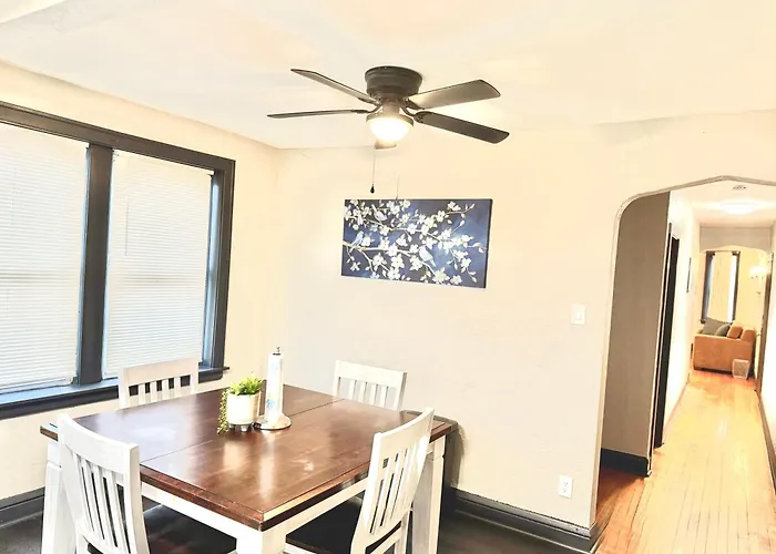 Modern 1br Near Midway - Cta Train - Golf Nearby * Chicago